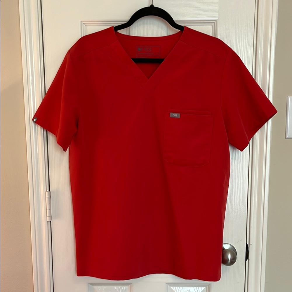 Figs Leon 3 pocket Scrub Top